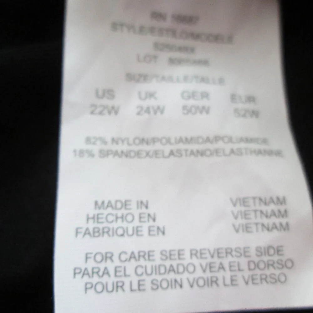 NWT Swim Solutions Plus Women's Thigh Minimizer Swim Skirt Black 22W - Picture 7 of 8